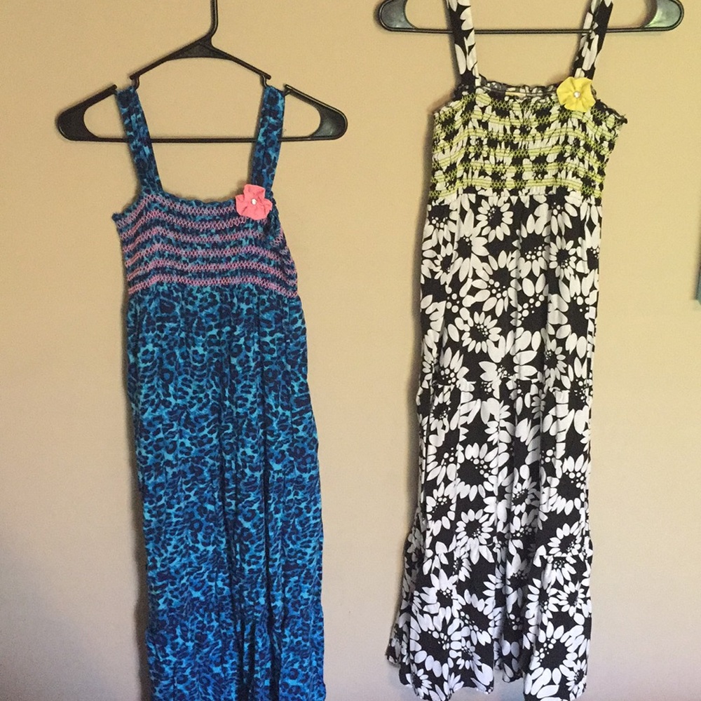 Two Girls Flowy Dresses with a Ruched Top